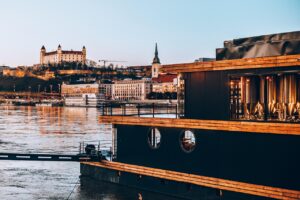 castle, building, fortressmboat, pier, sea, architecture, historically, city, slovakia, bratislava, europe, bratislava, nature, bratislava, bratislava, bratislava, bratislava