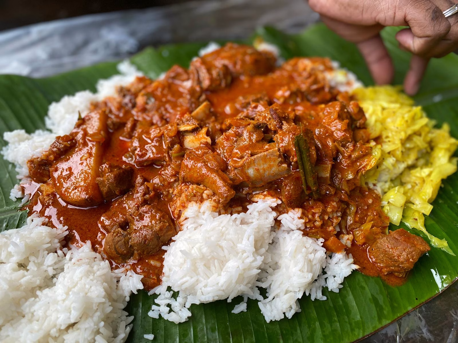 Παραδοσιακό πιάτο Rice & Curry, Σρι Λάνκα - Ftherá Travel